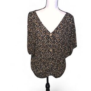 SO Black Floral Button-Down Short Sleeve Blouse Front Knot